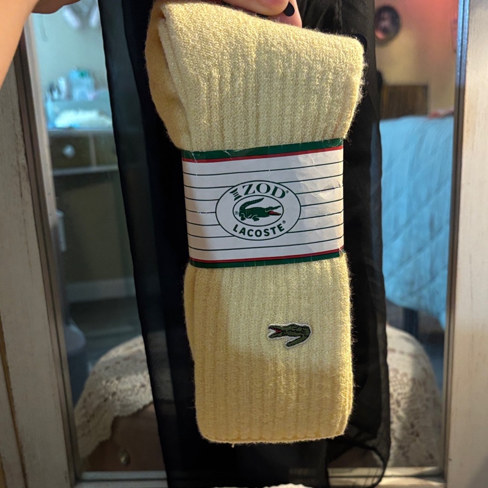 Lacoste Men's Casual Yellow Socks - Picture 4 of 4